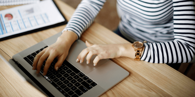 Researching a Profitable Blog Niche
